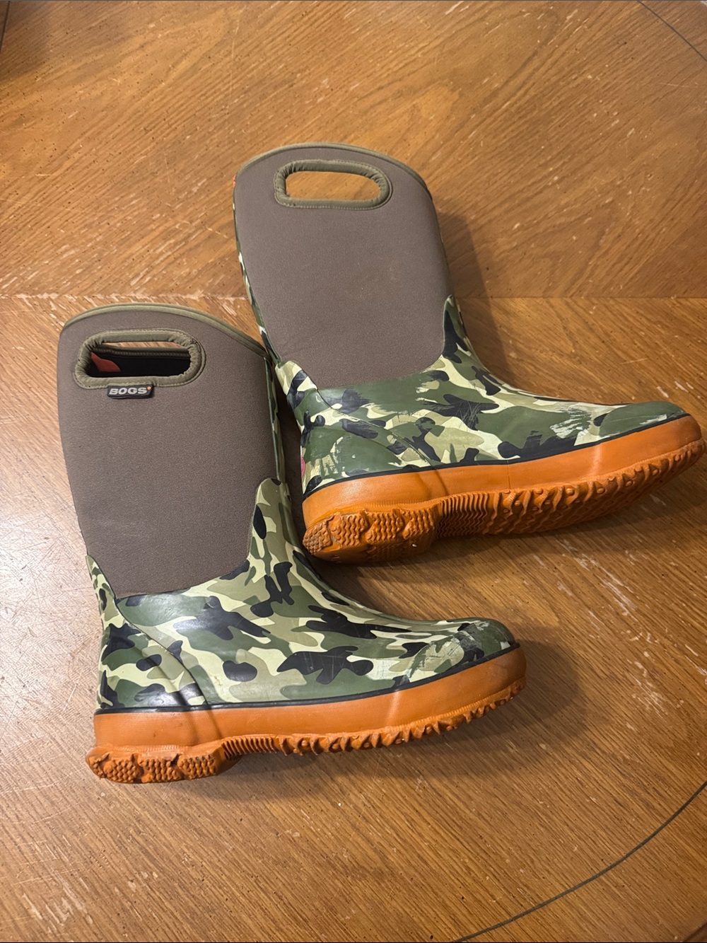 Bogs Boy’s Camo Classic Pull-On Rain Snow Boots -30 insulation waterproof sz 4